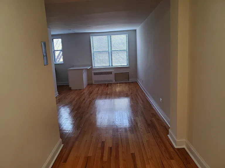 142-10 Hoover Ave #616 — Photo 3