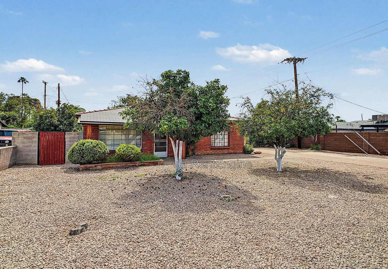 3 bed, 2.0 bath, 1553 sqft, $2,300 — Photo 3