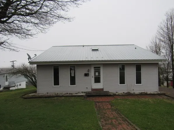 1011 S Orchard Ave, Somerset, PA 15501