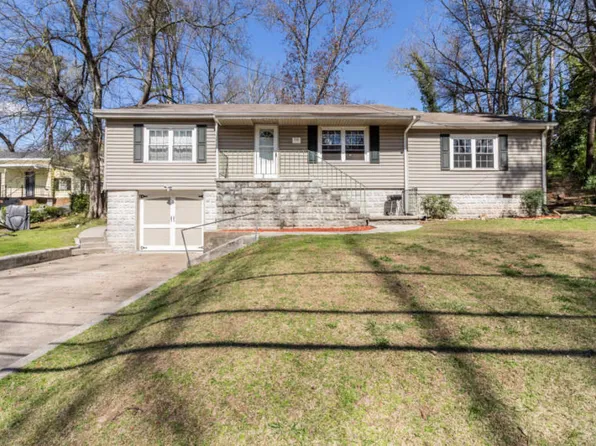 715 Cheviot Dr, Chattanooga, TN 37411