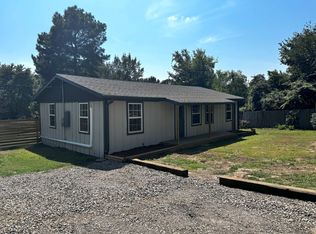 1607 New Town Rd, Alma, AR 72921