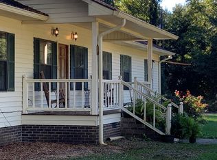 195 Hickory St, Vredenburgh, AL 36481