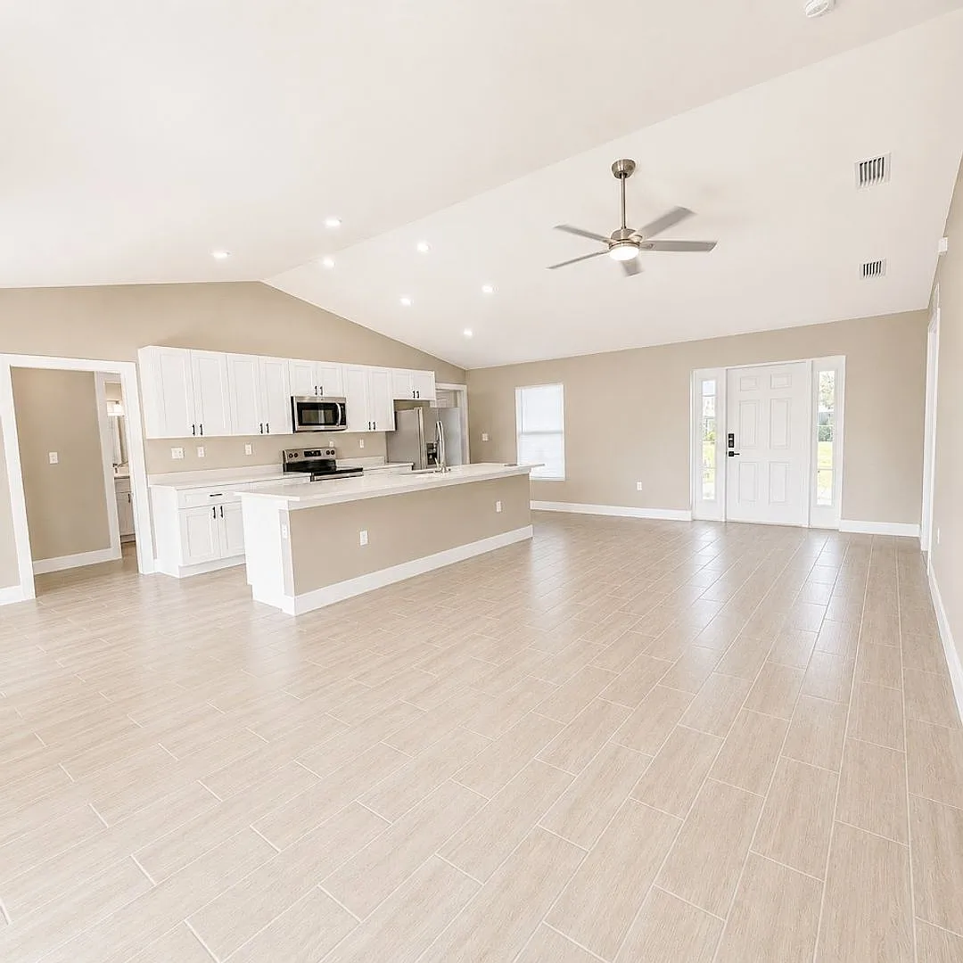 Brand-New Luxury Home Modern, Spacious & Move-In Ready! — Photo 4