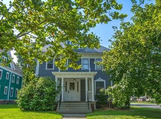 3 Sumner Ave, Springfield, MA 01108