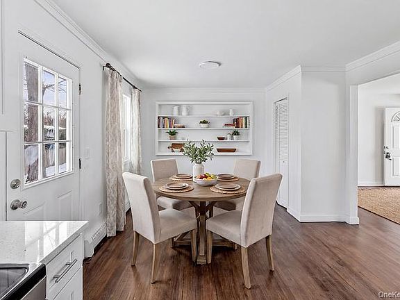 4th image of 15 Gardiners Road