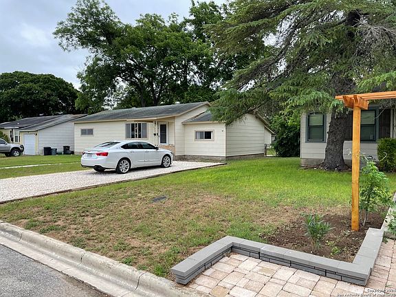 3rd image of 302 aviation ave