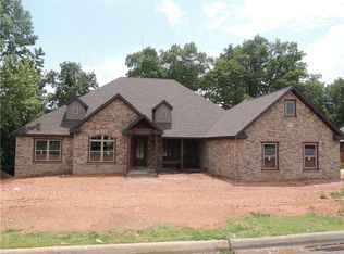 3700 NE Oakbrooke Ave, Bentonville, AR 72712