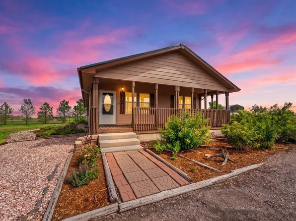 16060 Mystic Ln, Strasburg, CO 80136