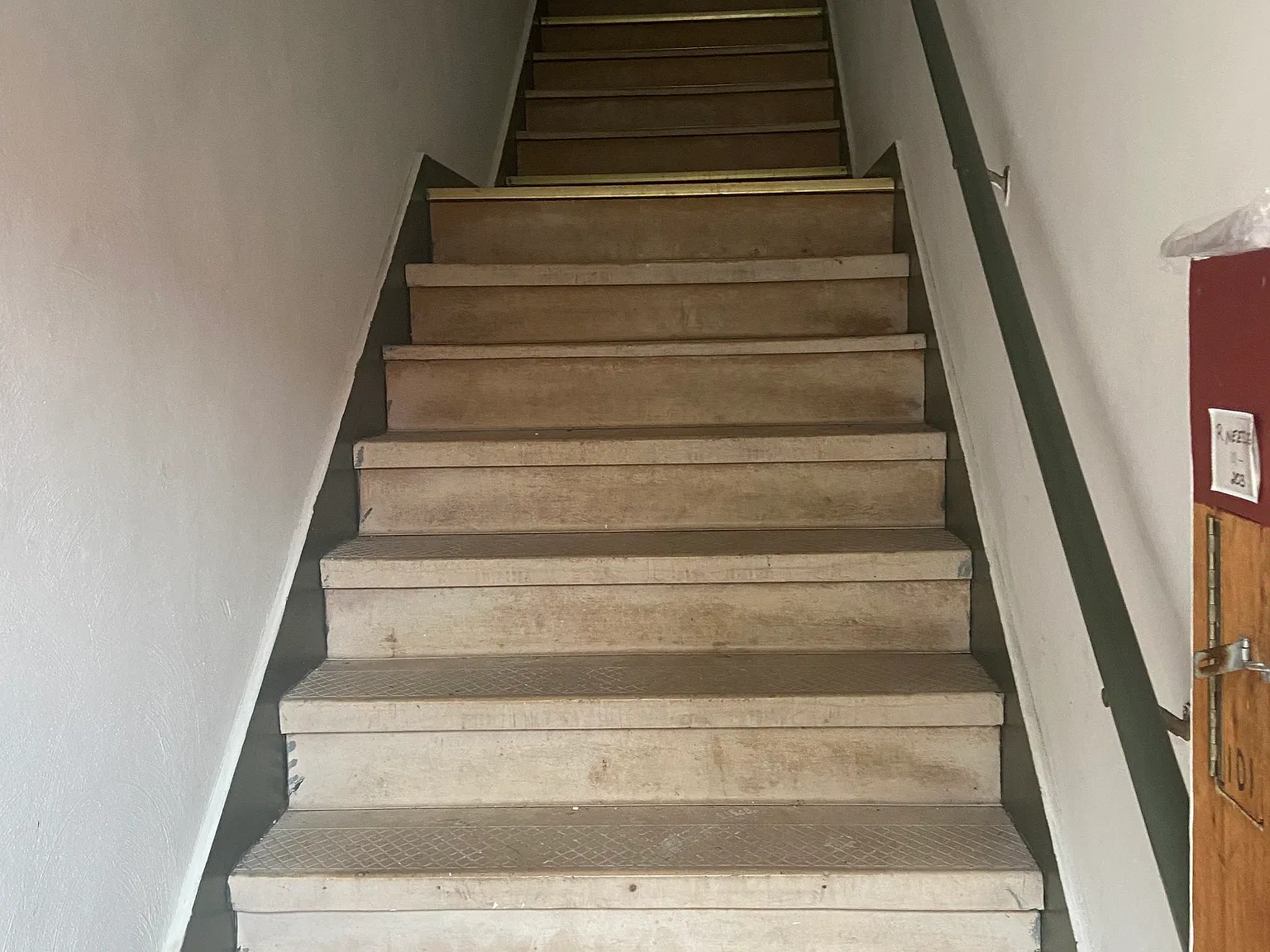 2 bed, 700 sqft, $750 — Photo 4
