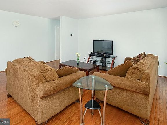 5th image of 6911 Jones View Dr APT 2B
