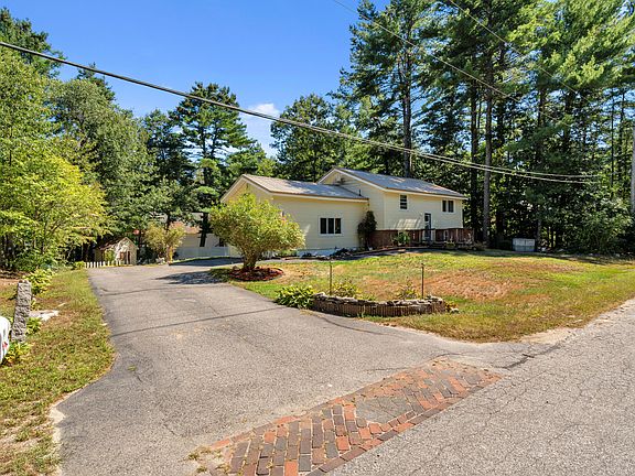 3rd image of 10 Pine Lane
