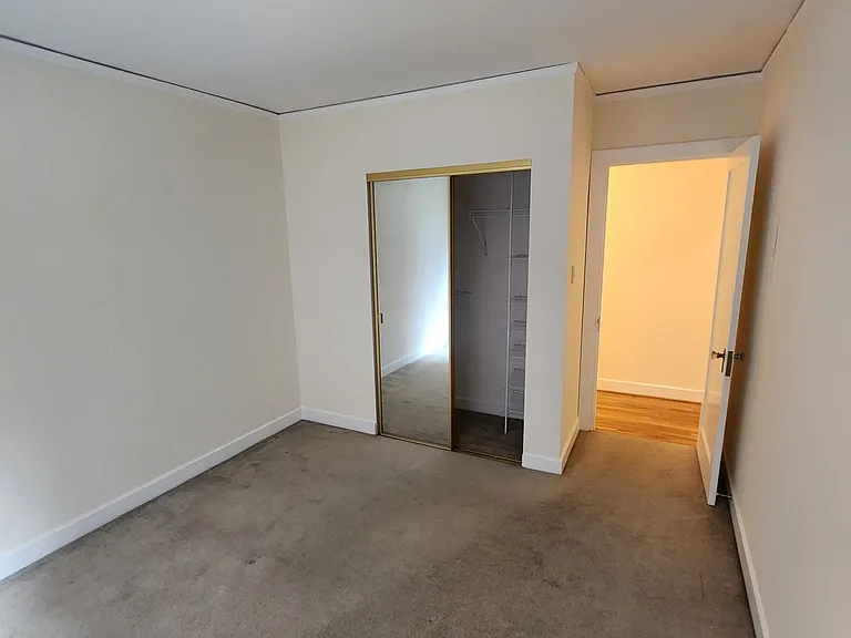 2317 10th Ave E #106 — Photo 8