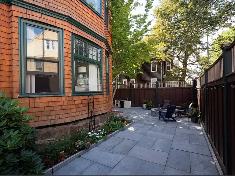 17 Lincoln St #3 — Photo 19
