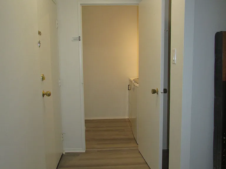 2001 Bonnymede Dr #213 — Photo 6