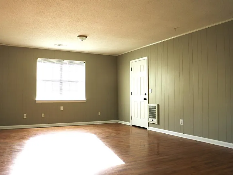 103 Cochran St — Photo 7