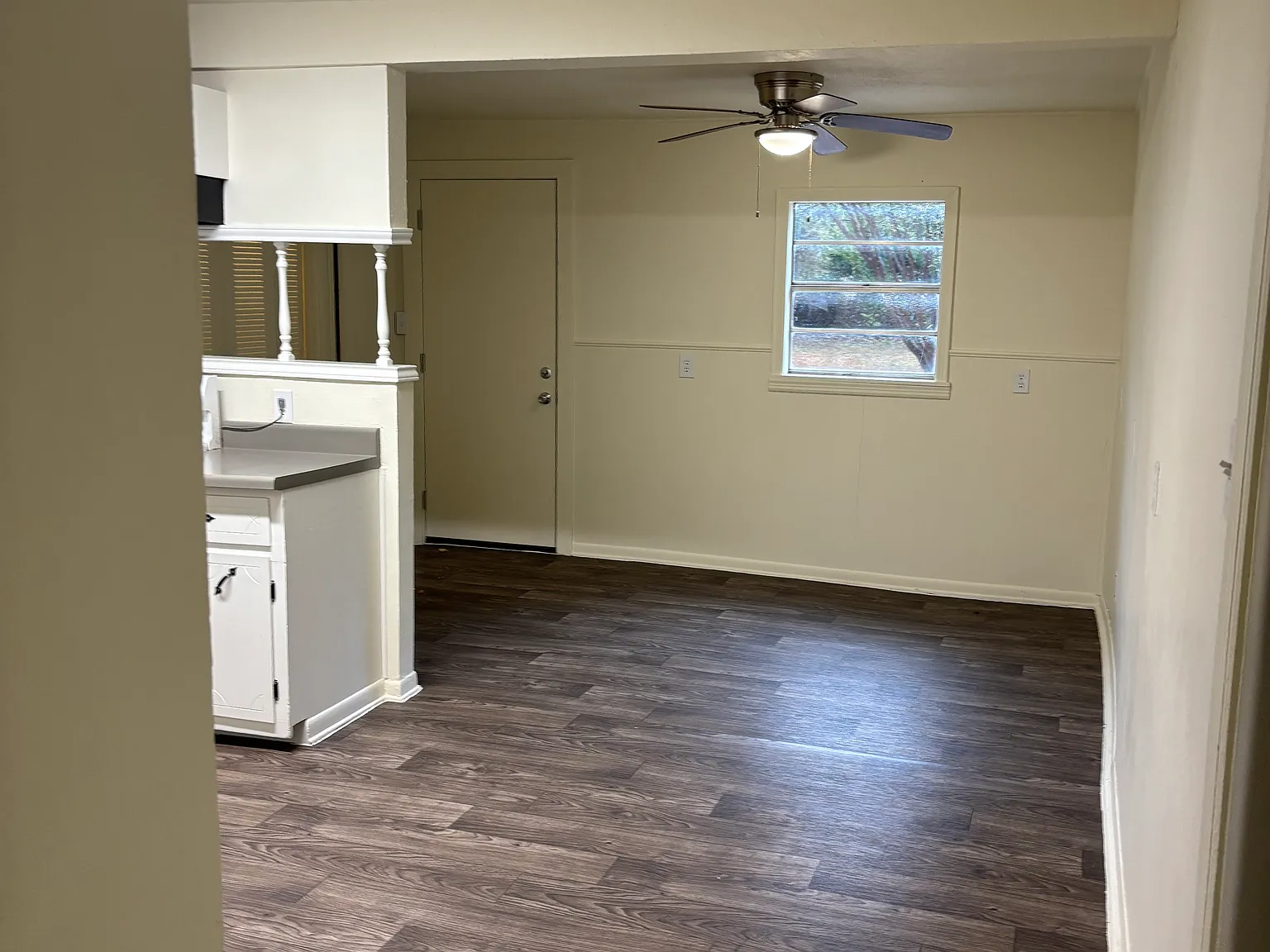 3 bed, 1256 sqft, $1,400 — Photo 4