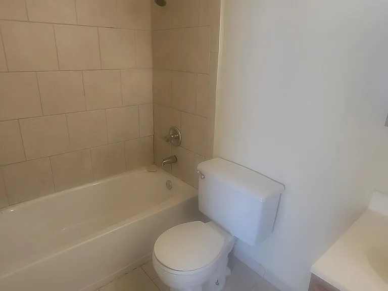 Cimarron Apartments — Photo 56