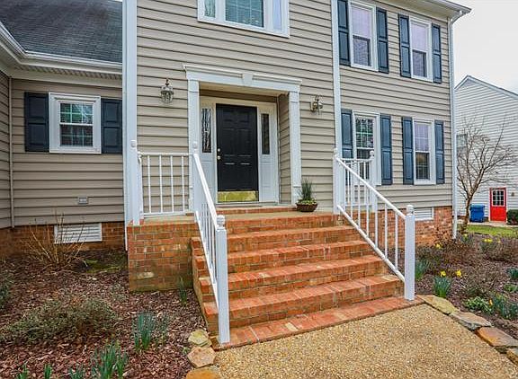 4th image of 10121 Ashley Manor Ln