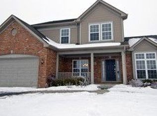 222 Davis Dr, Sycamore, IL 60178