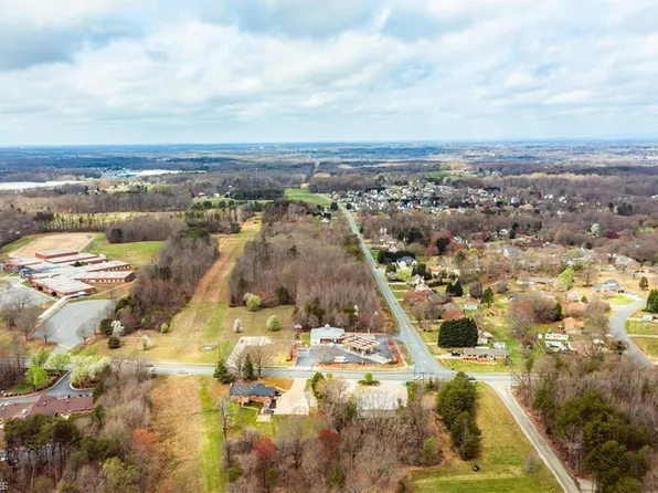 115 Linville Springs Road, Kernersville, NC 27284