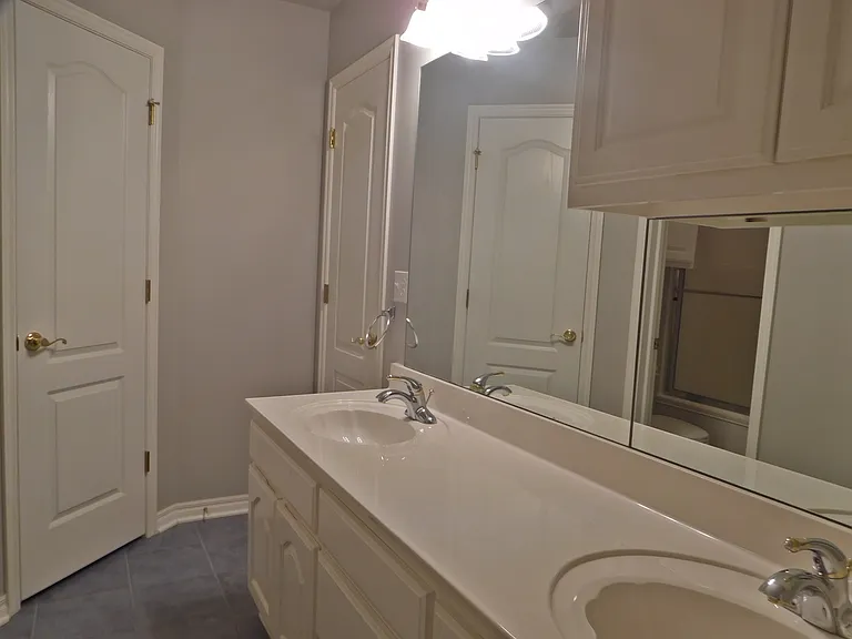 1908 W Birmingham St — Photo 10