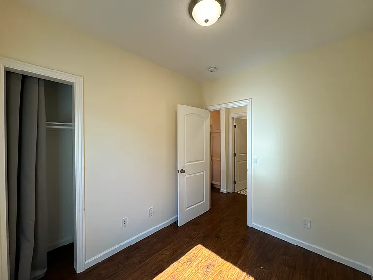 2079-87 Delaware Street — Photo 31