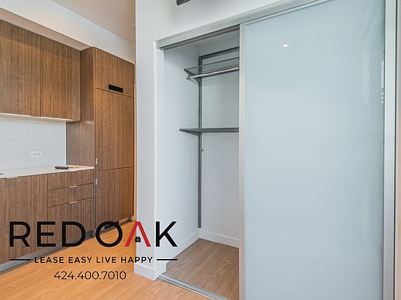 2nd image of 11649 Mayfield Ave #9B