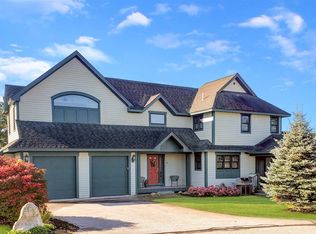 30 Balsam Ln, Campton, NH 03223