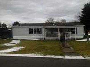 6 Trelayne Pl, Mount Morris, NY 14510