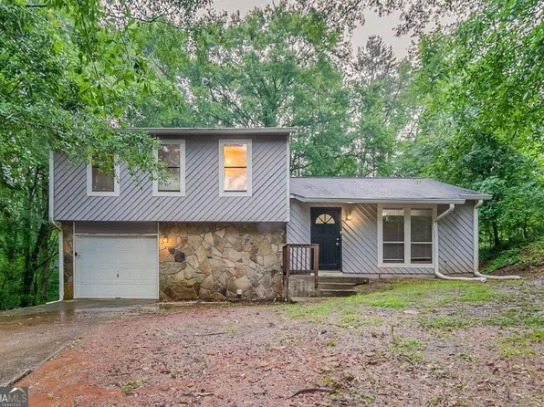 4905 Sandberg Ct, Stone Mountain, GA 30088