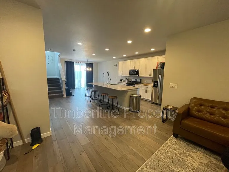 7359 Hunter Jumper Dr — Photo 3