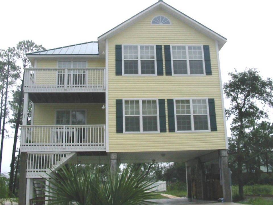 gorgeous exec home at beach