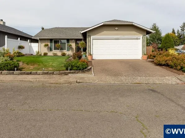 1603 Sunrise Cir NW, Salem, OR 97304