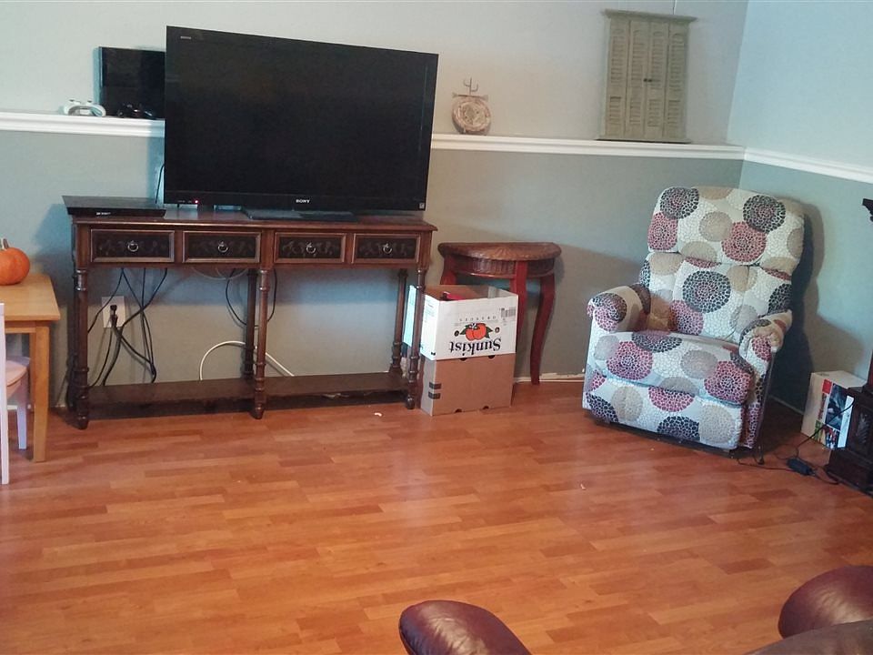 1st image of 2647 E 33rd Ave