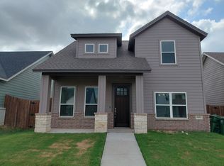 648 The Cottages Dr, Godley, TX 76044