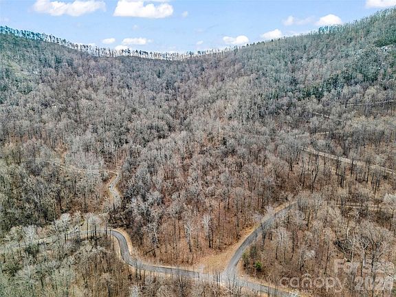 5th image of 2128 Harm Creek Loop