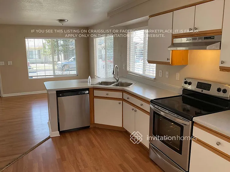 4702 Orleans St — Photo 6
