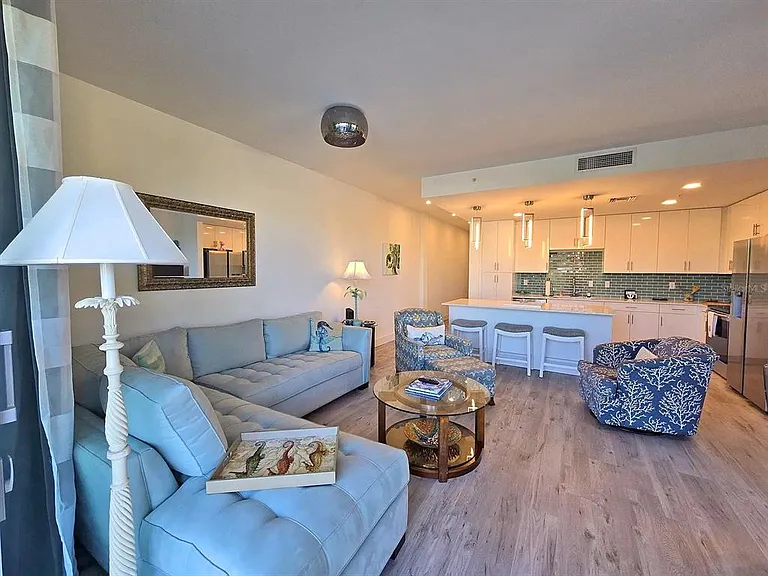 1709 N Tamiami Trl #201 — Photo 7