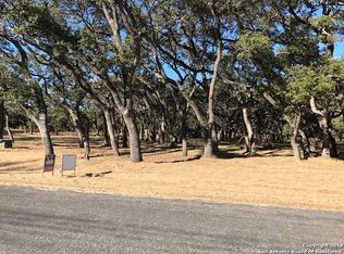 129 Bridgewater Dr, La Vernia, TX 78121