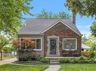 2032 N Wilson Ave, Royal Oak, MI 48073