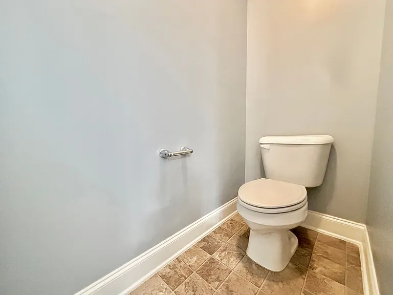 4601 Fonso Dr — Photo 25