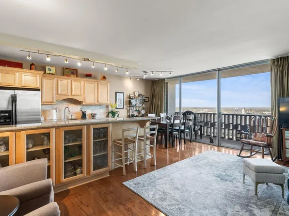 700 E 9th St APT 12C, Little Rock, AR 72202