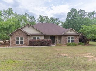 93 Lee Road 2211, Smiths, AL 36877