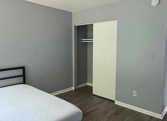 5th image of 1855 Burnet Ave #11398427