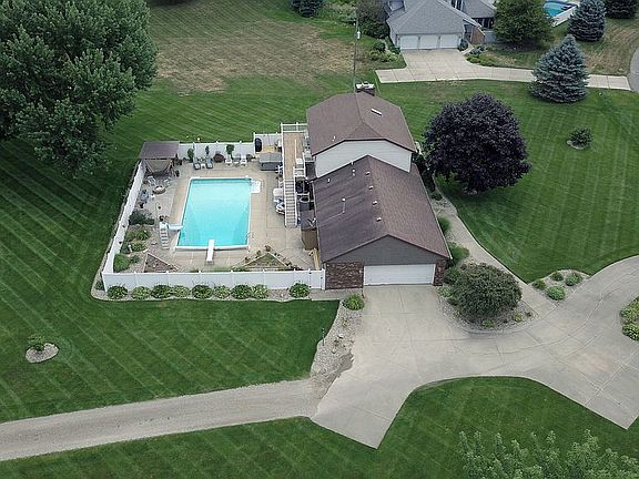 4th image of 22282 Loupee Dr