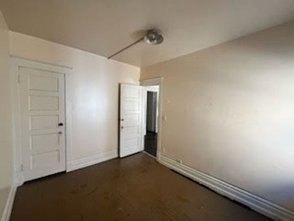 3rd image of 1836-38 W Becher St #2068