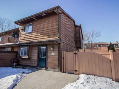 2025 Park Blvd S, Fargo, ND, 58103