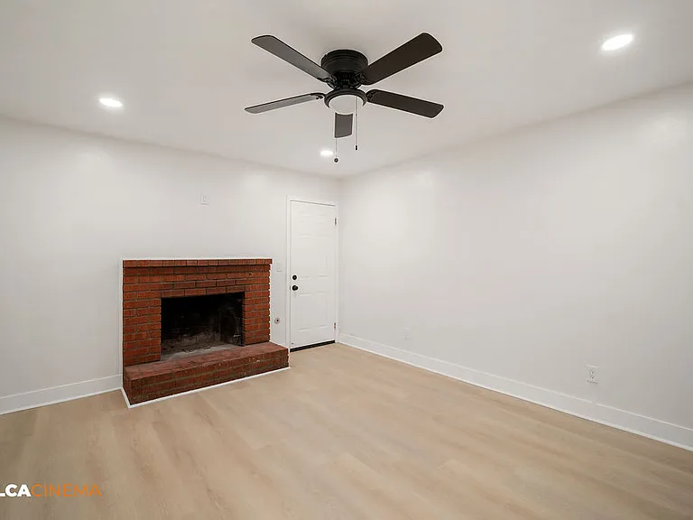 10800 Santa Barbara St — Photo 14