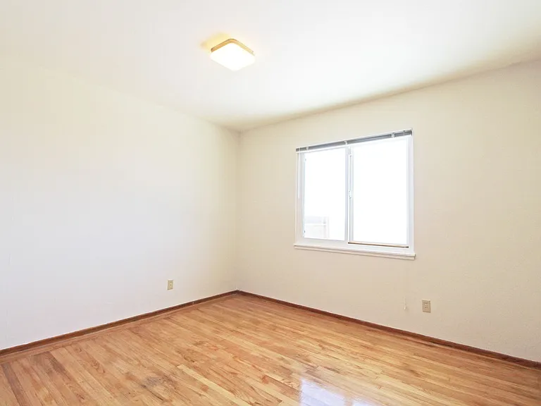 115 Rishell Dr — Photo 10