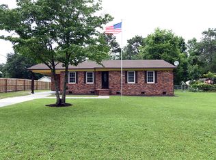 303 Millhouse Rd, Castle Hayne, NC 28429